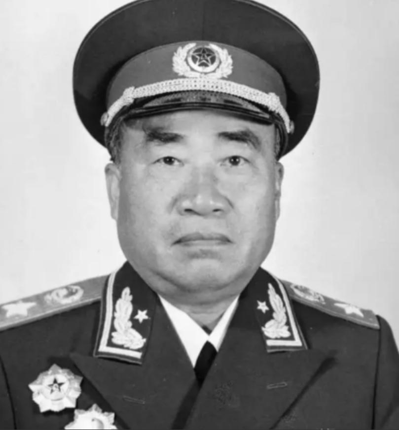 1974年6月10日，朱老总唯一的儿子去世。朱老总得知后，沉默了许久，哽咽地批评