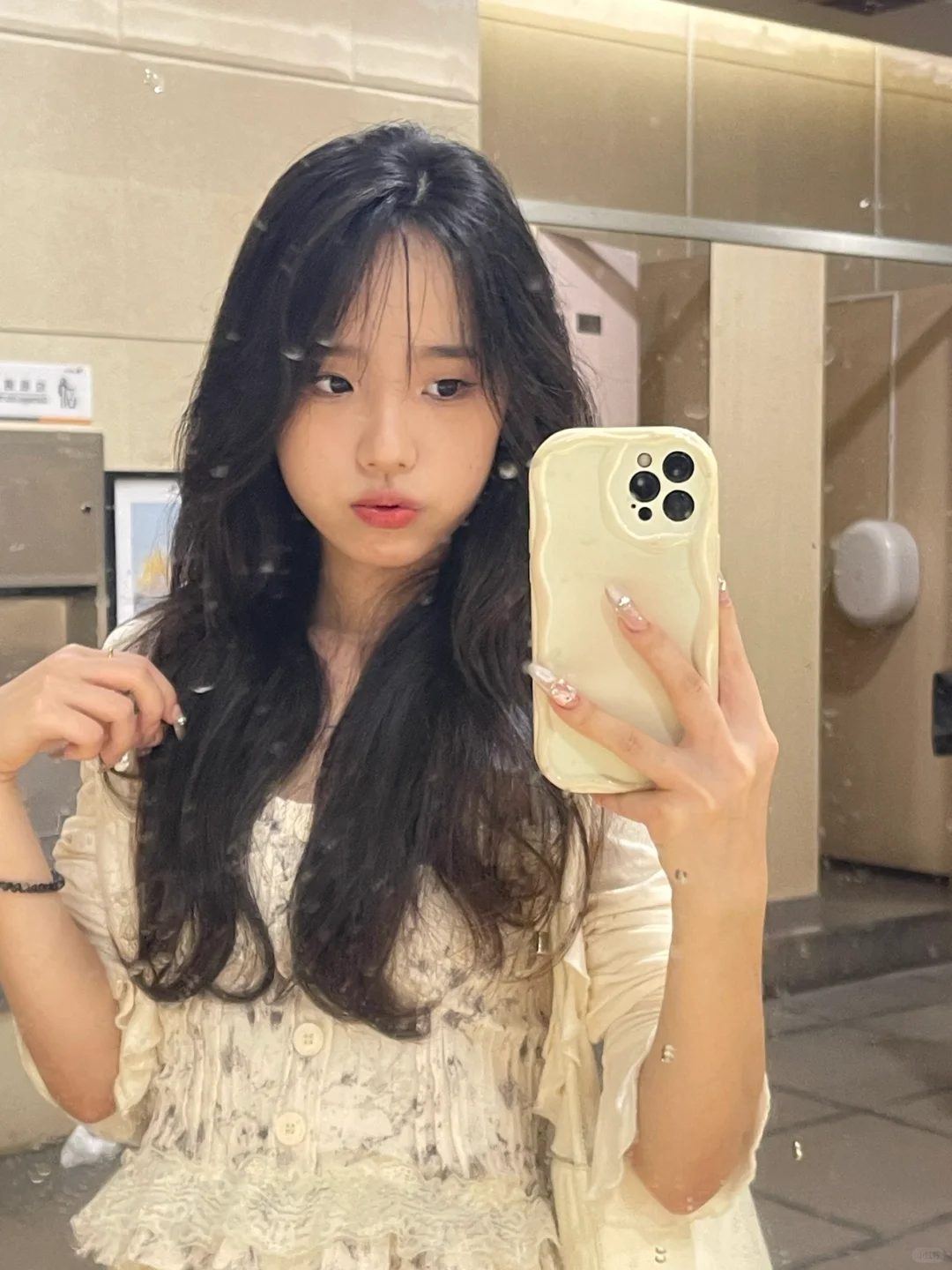 一直讨厌自己圆圆的脸蛋 直到你说好可爱