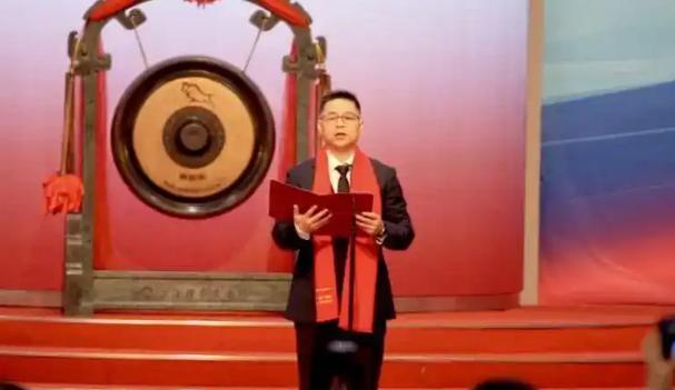 7月17日，强一股份发布公告，一则关于公司控股股东、实际控制人周明的消息引发关注