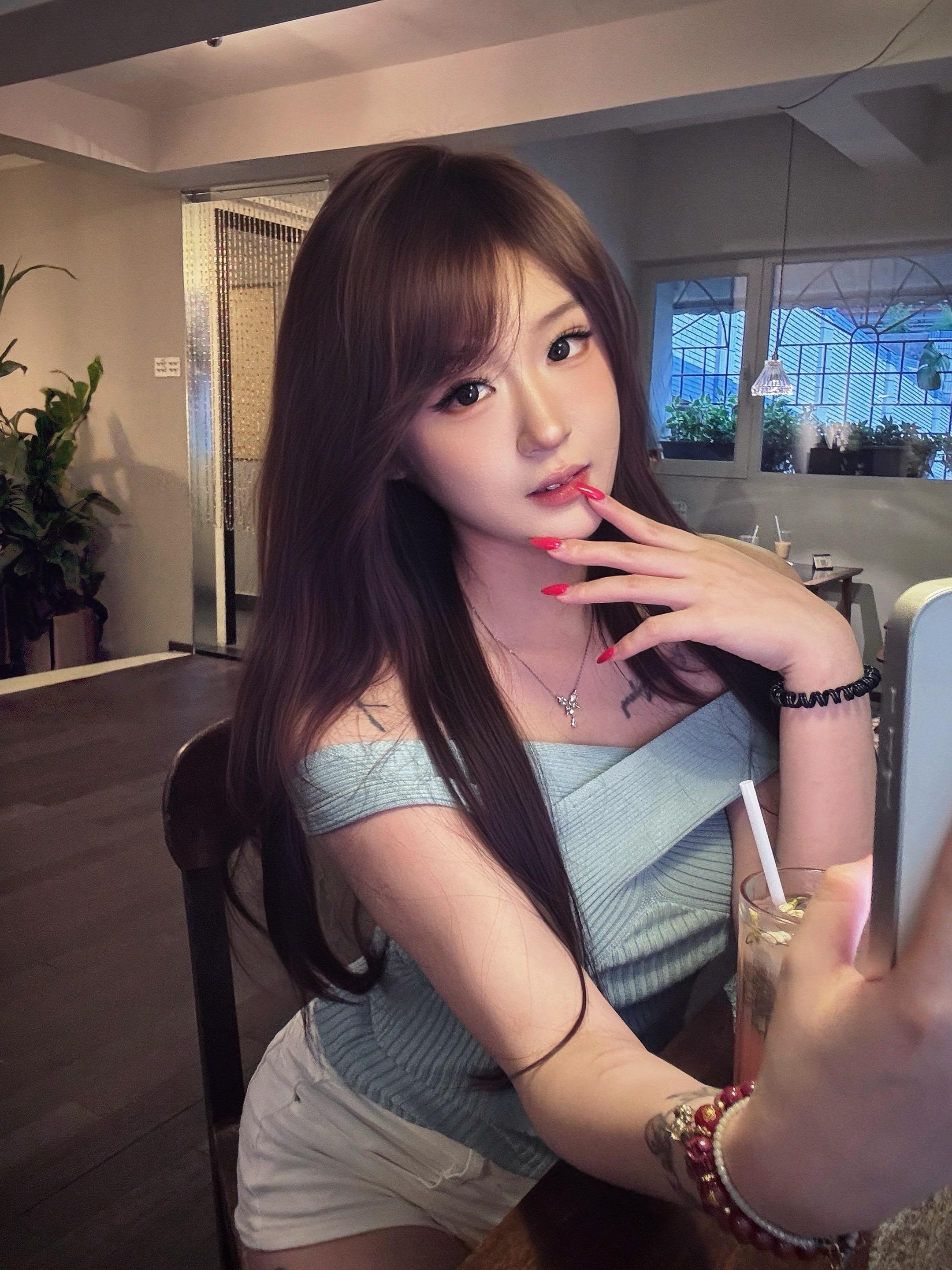 我还记得第一次见到你的心是怎么波动。