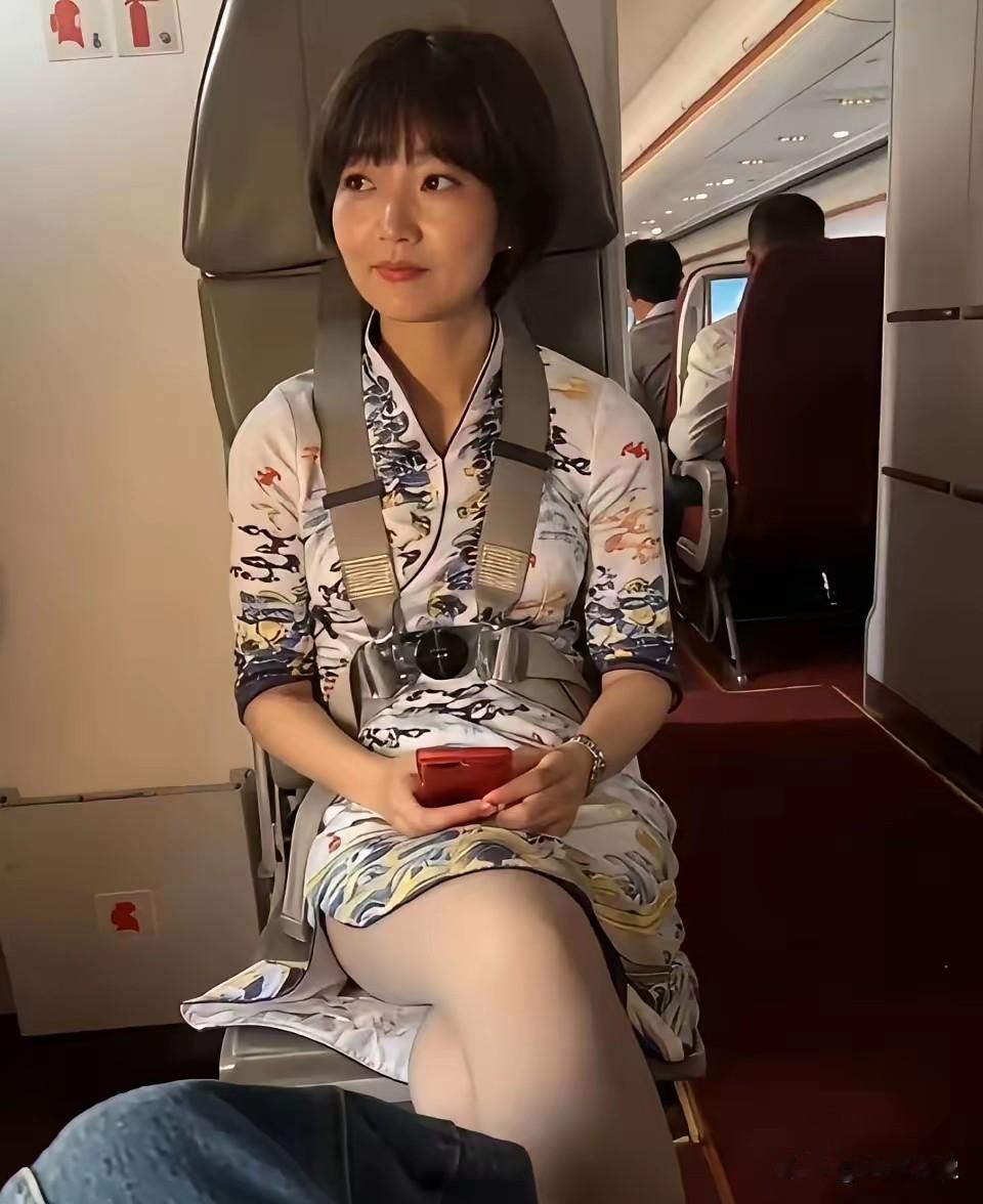 哪家航空公司的空乘，穿着如此有品位？