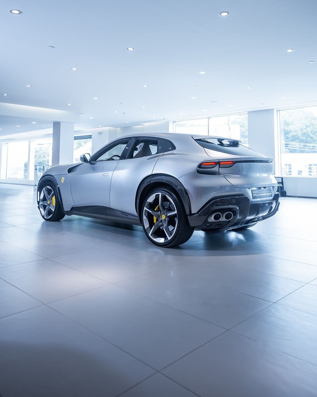 法拉利 Purosangue ​​​