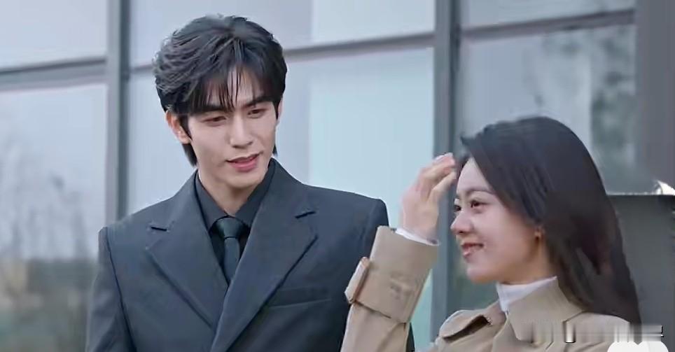 看庄序爱而不得的可怜样，确实也很让人同情。但我能说这是咎由自取么？

想当初曦光