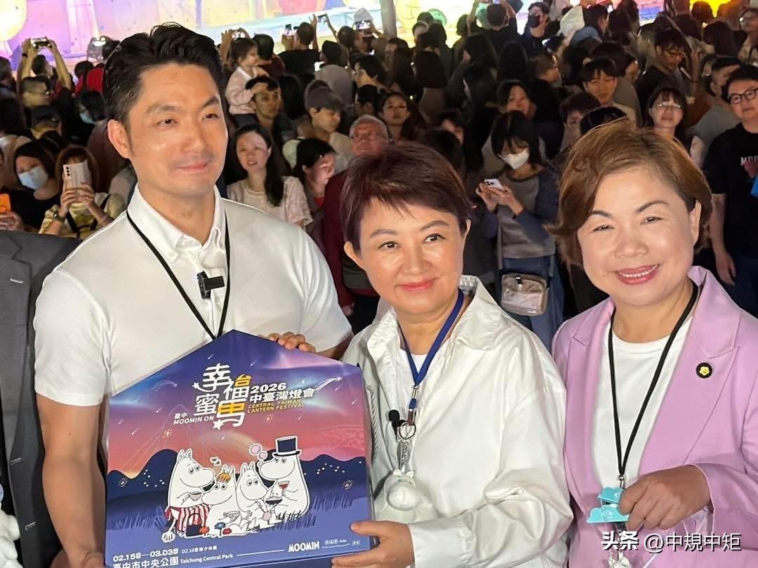 国民党立委、台中市长候选人杨琼璎今（2日)晚间称，今晚我们的妈妈市长卢秀燕，特别