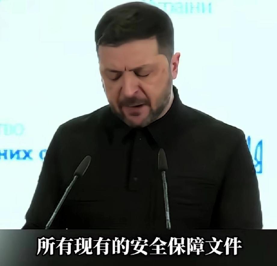 乌克兰为了未来的安全，提前把自己置于战火之中，乌克兰人民为自己选择的总统付出代价