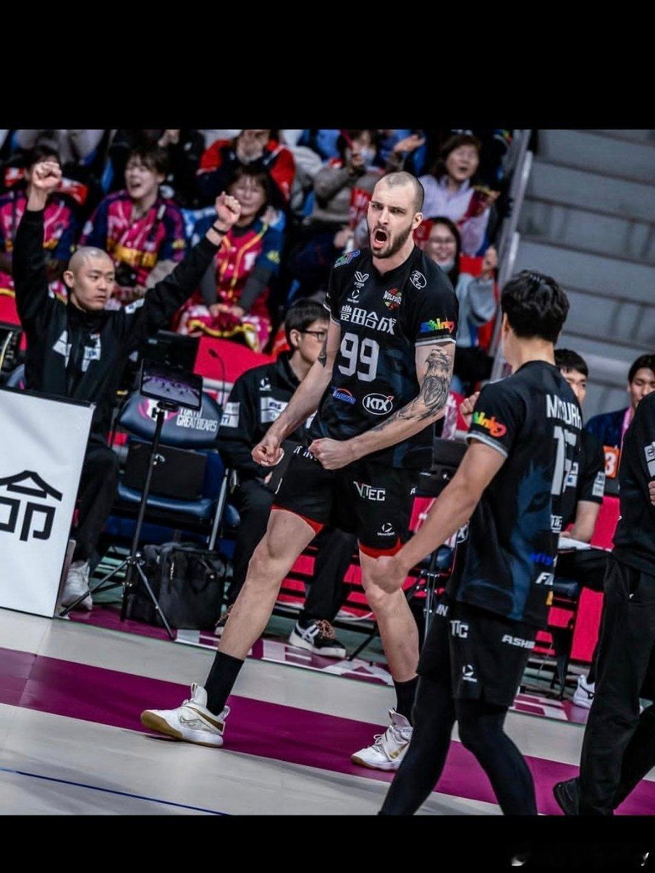 不愧是同月同日生的好朋友组合，波耶尔&德法尔科齐发威，再次在五局大战中击败名古屋