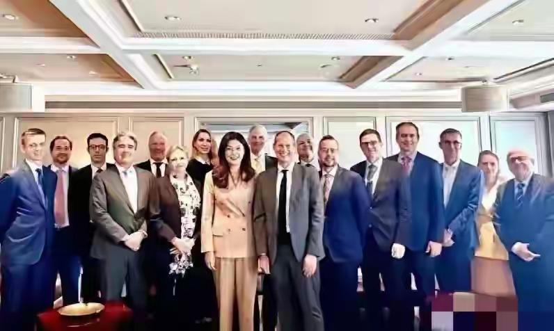 郑丽文公然扭曲台湾问题！这波操作，是要赤裸裸向美国表忠心吗？
 
时至今日，郑丽