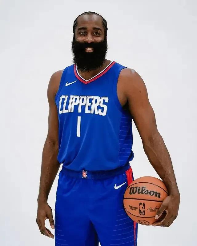 ESPN：快船为哈登赌上了一切，除了夺冠他们已无路可退！

哈登加盟快船，快船也