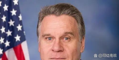 美国议员、有反华劳模之称的克里斯·史密斯对媒体说：“历史上日本与中国斗，从不吃亏