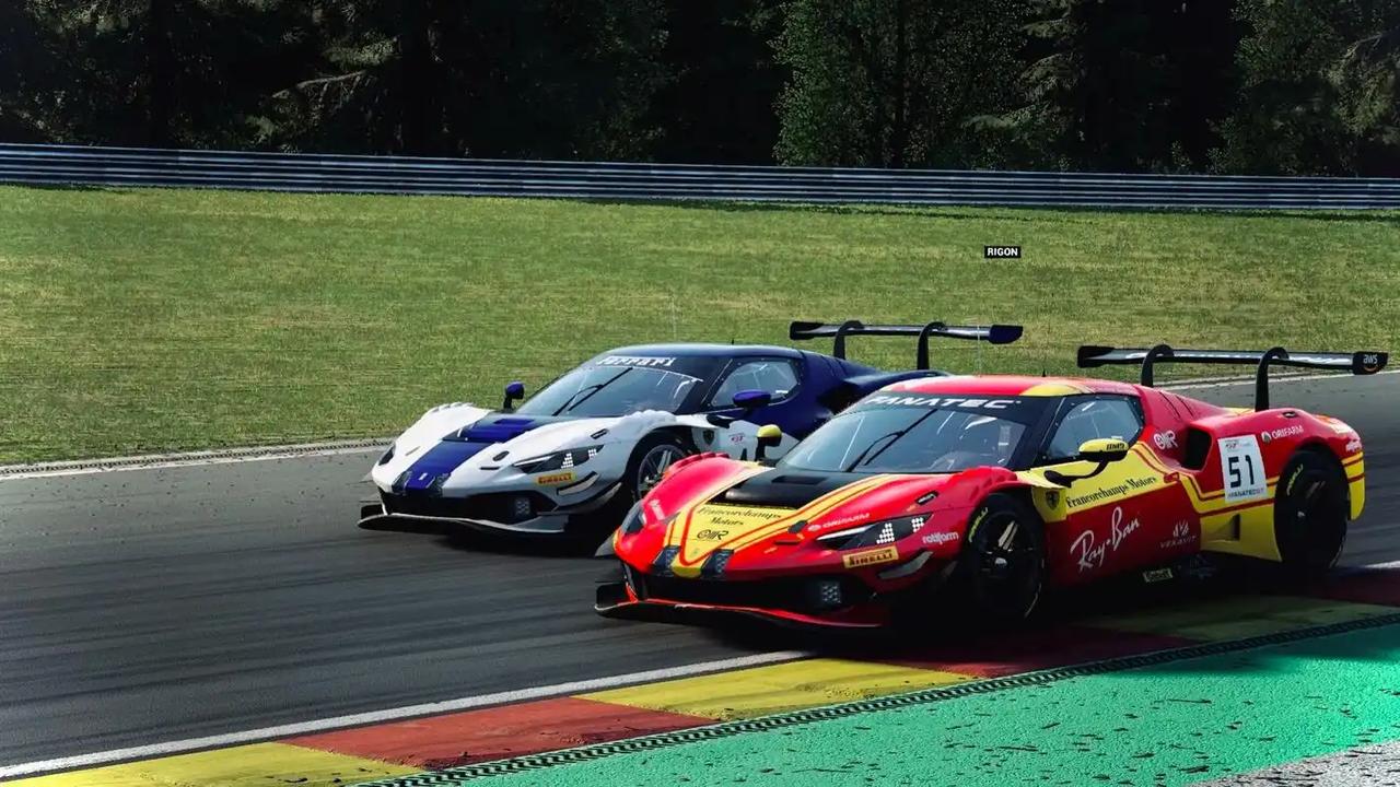 F1群星集体蹲守 NLS6 直播：诺里斯提前研究维斯塔潘车载北环录像
兰多・诺里