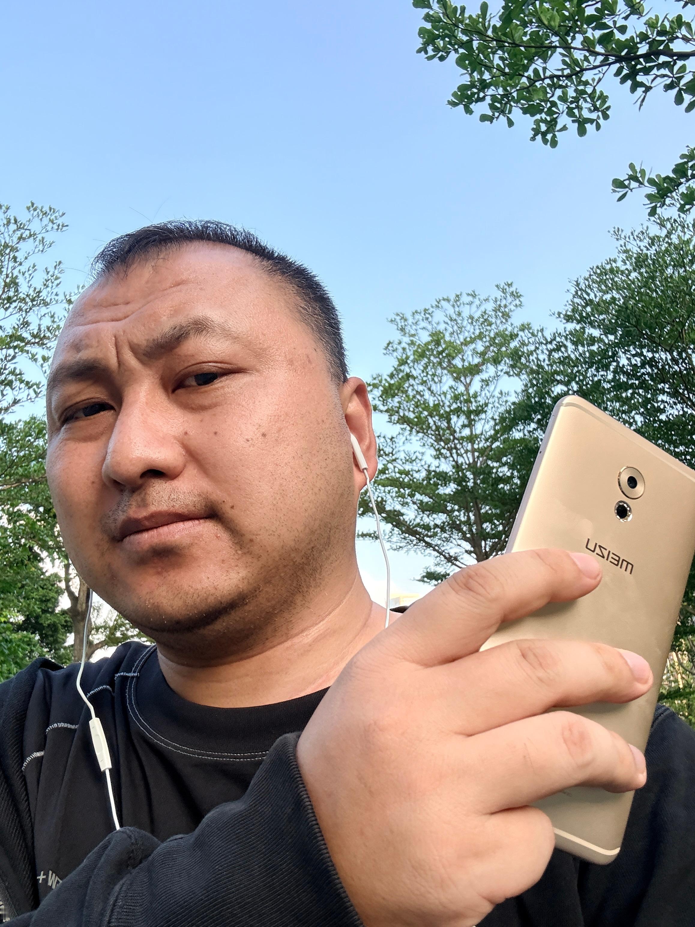 魅族pro6plus 真的，现在如果觉得自己的音乐没有地方放，买个魅族 Pro 