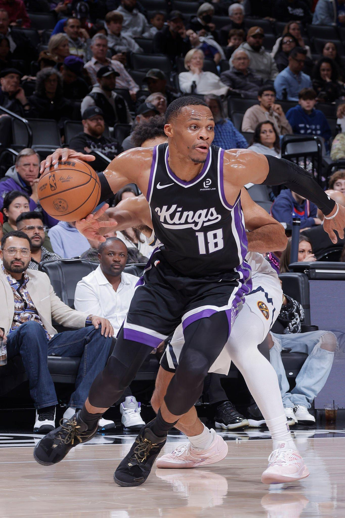 上场就看，下场就看别的，主打一个随意威斯布鲁克