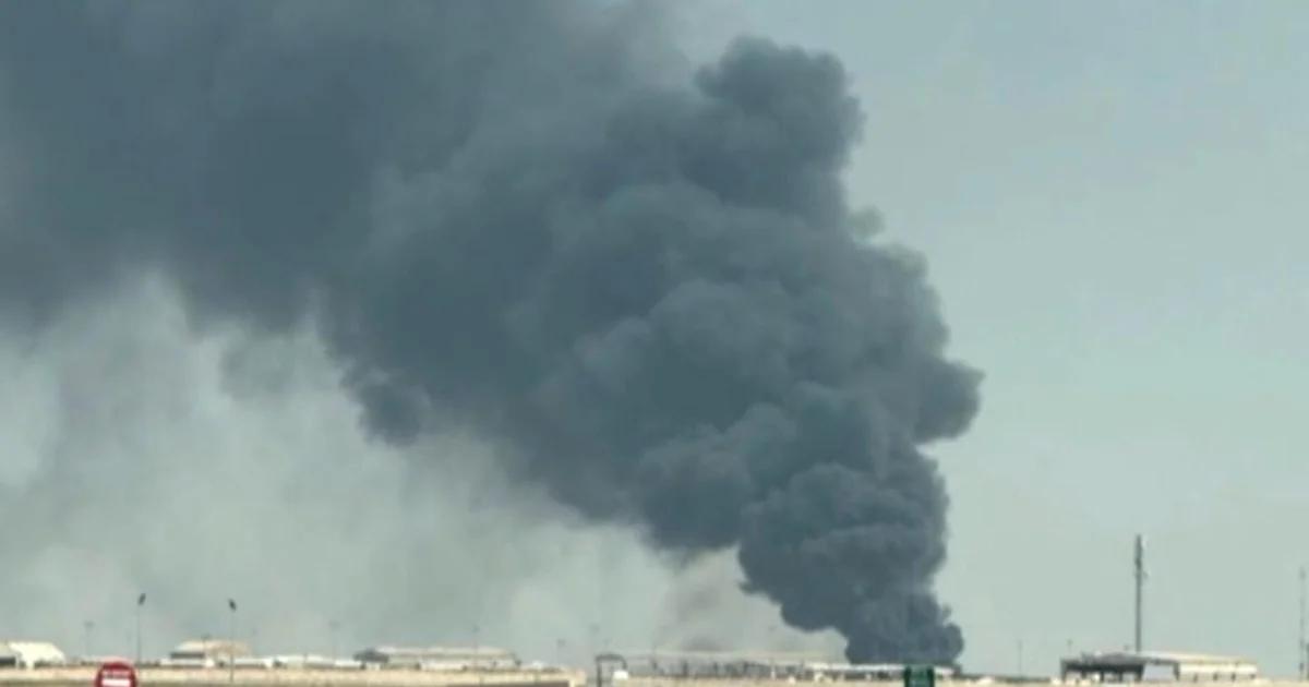 【伊朗格什姆岛传出爆炸声，官员：销毁敌方遗留未爆弹造成的】据外媒5月19日报道，
