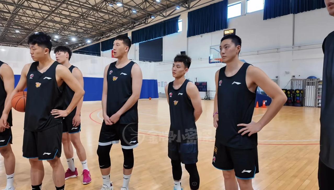 全运会预赛暂时告一段落，这次A、B组中，辽宁和浙江都过得全胜，状态火热！而新疆则