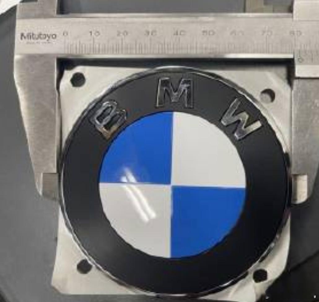 宝马所有车型将启用新logo早在去年九月，宝马iX3亮相时就已经启用全新的log