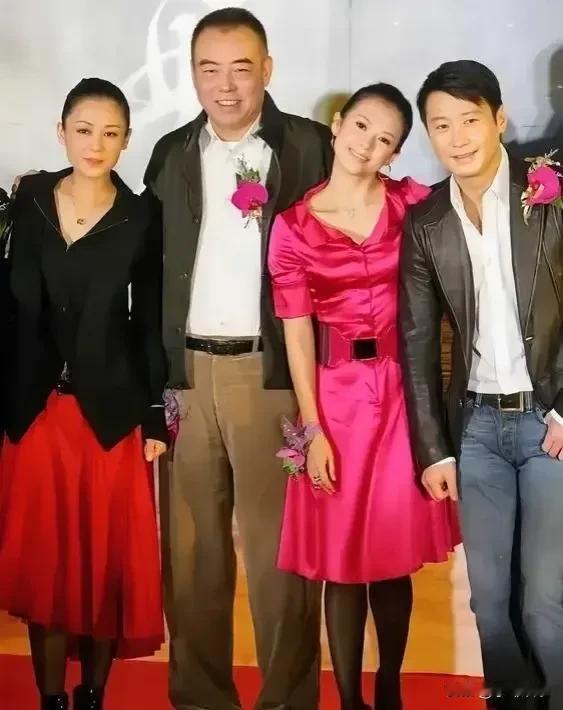 黎明确实帅啊！怪不得大美人李嘉欣曾经都仰慕与他，不但人长的好看，涵养也优秀。他和