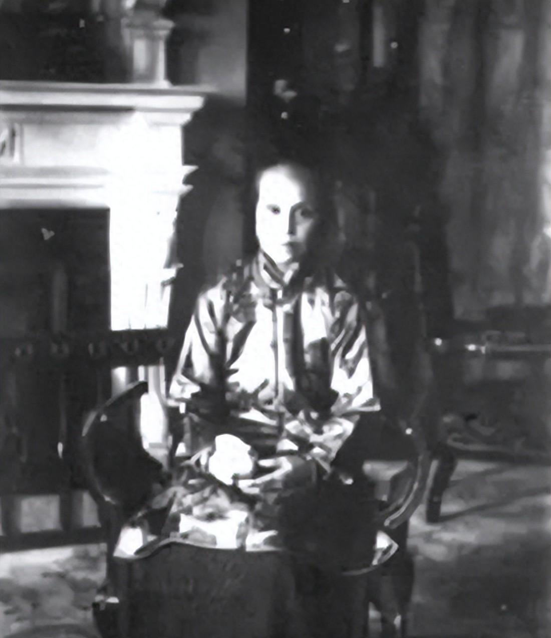 孙中山生命中两位重要女性，一人主动离婚成全，另一人舍身相救继承其一生的伟大理想！