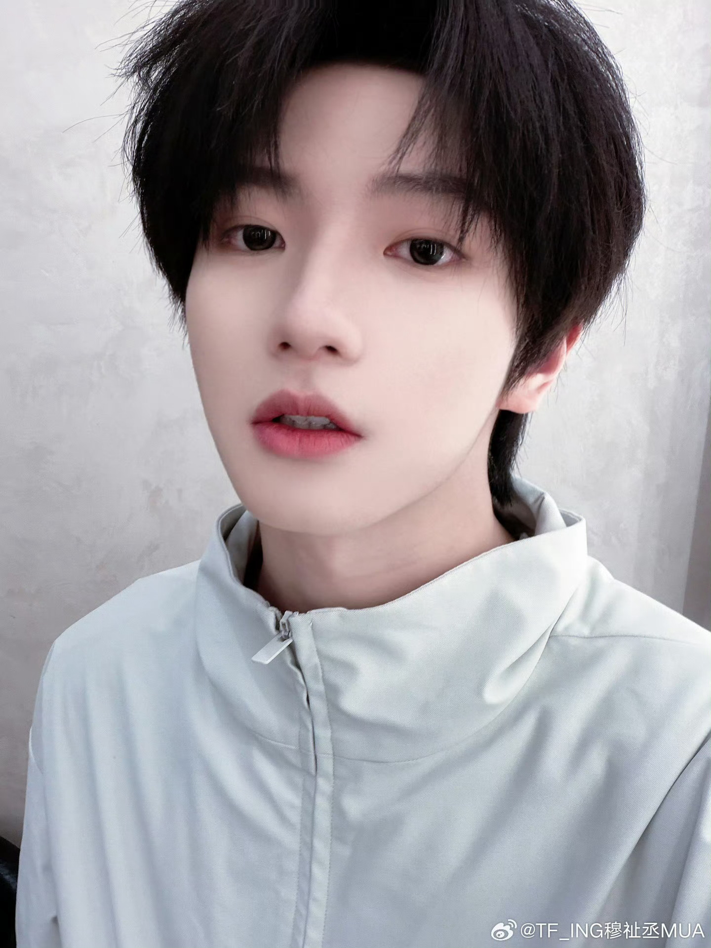 穆祉丞今日营业，清新少年感拉满，干净又帅气✨朝朝穆穆