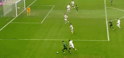 恭喜张玉宁！北京国安终于打破僵局，1比0大埔。
上半场一球未进，下半场一开场北京