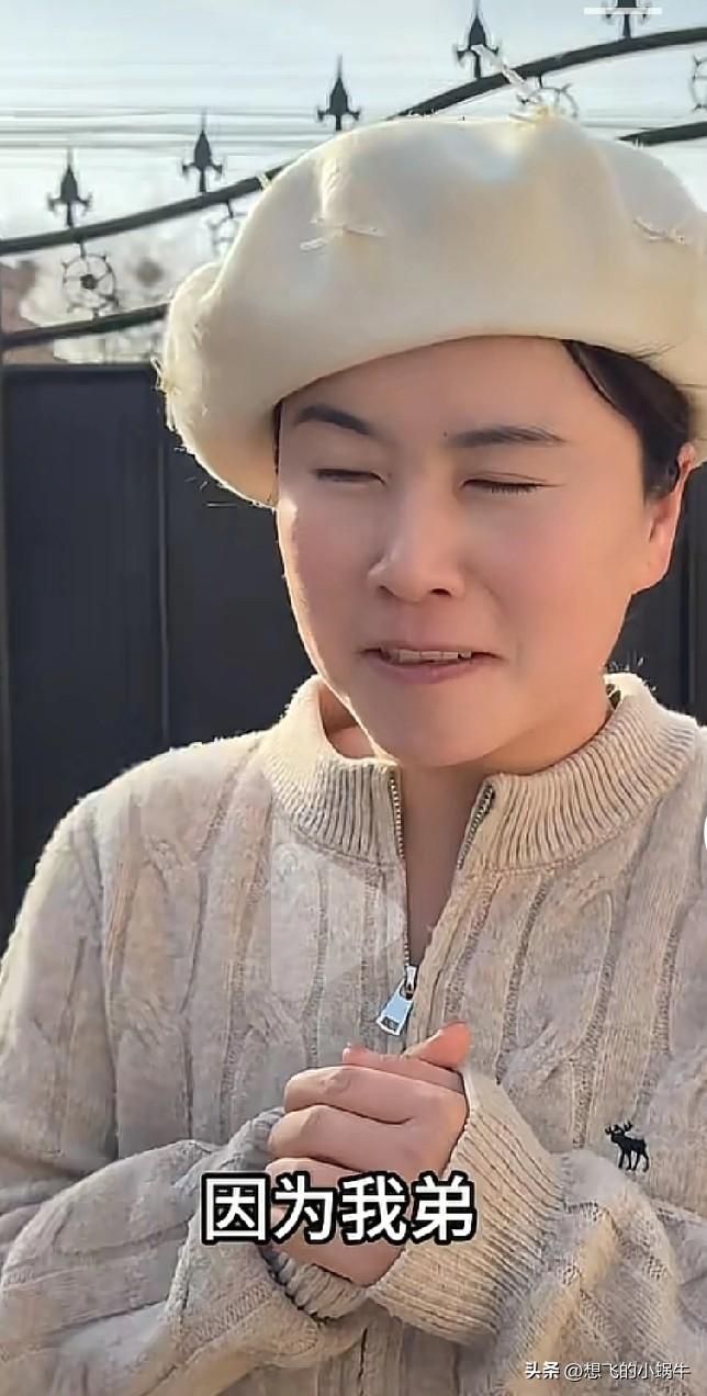 支持车车姐帮穆萨看店！
我觉得穆萨是因为最信任的人伤害他了，需要家里人站出来温暖