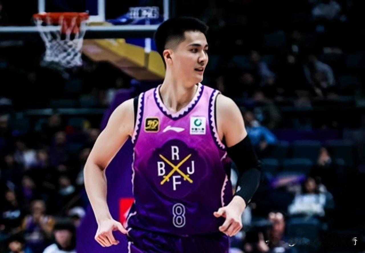 北控男篮球员朱松玮：不在乎外界声音，我只想赢球！北控男篮球员朱松玮谈自己罚球全中