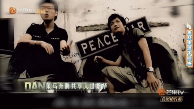 厚米团齐唱当祝大家新年策马奔腾快乐老友记快乐老友有风季 被厚米团的合唱狠狠拿捏！