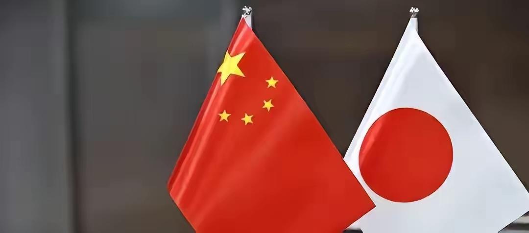 日本之所以不相信中国会在侵略战争爆发时立刻对本土动用核武，根子上就一件事：他们把