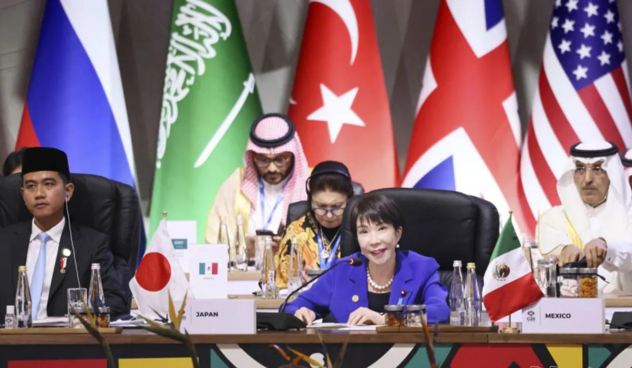 “没有握手，也没有眼神交流。”

在刚刚落幕的G20峰会上，一个细节被多国媒体镜