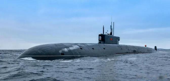 一旦爆发海战争，全球哪国能击败美军，英国：就一国能行

在地球上，海洋的广阔面积