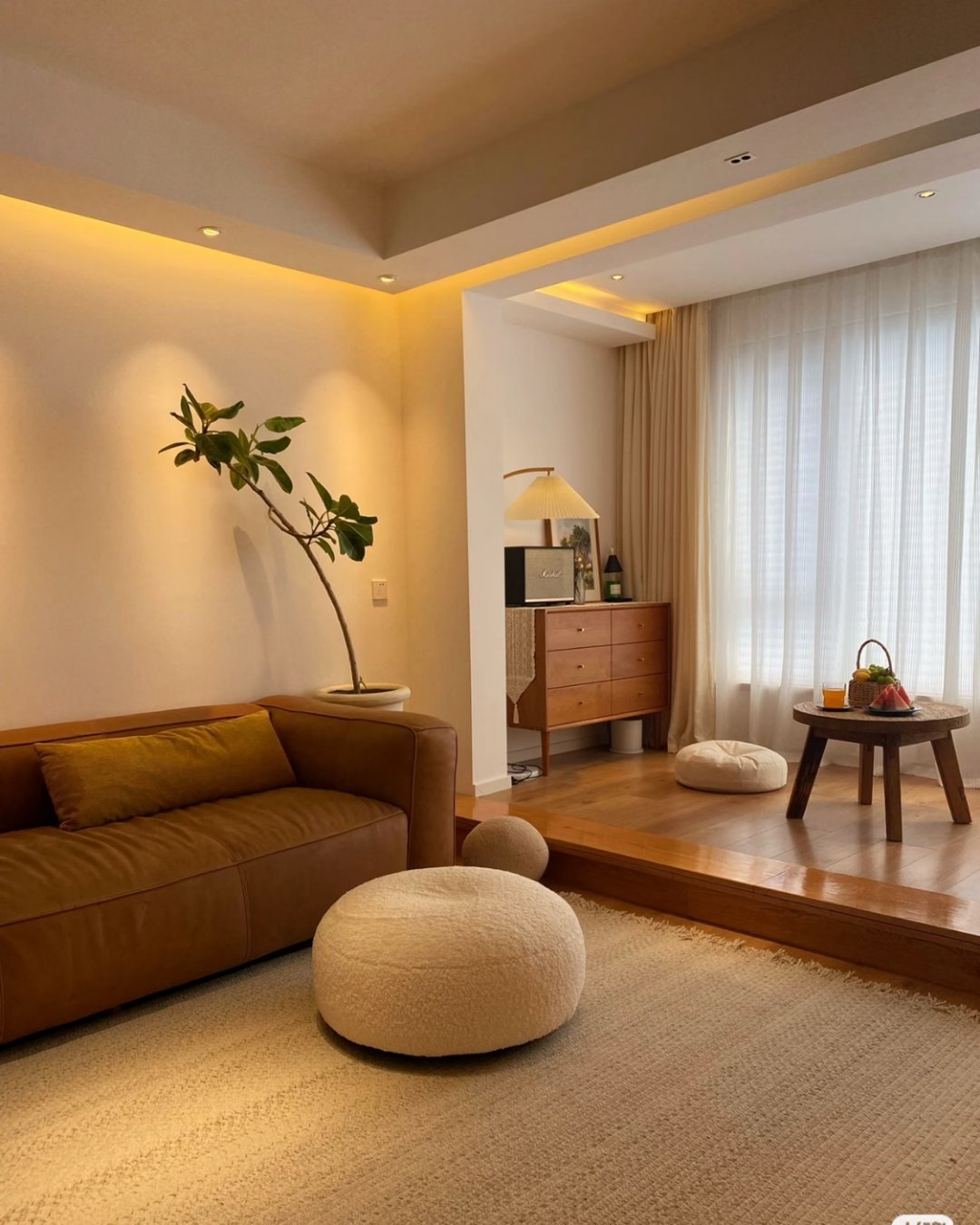 家不需要多豪华，关键是有一块完全听我的地儿。看书、发呆、搞点小爱好，没人打扰，特