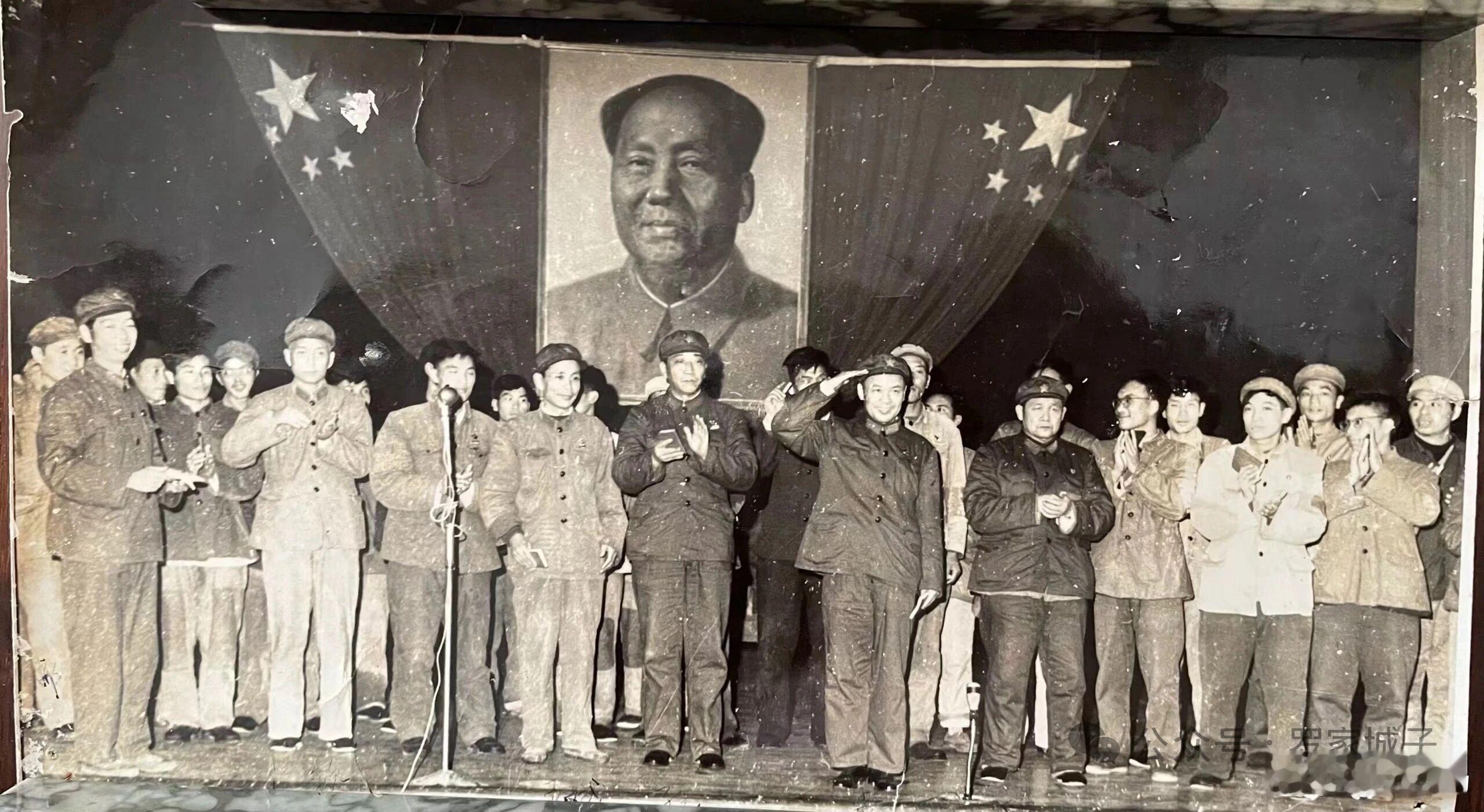 广西，1967年11月。广西壮族自治区革命委员会是文化大革命期间广西的临时权力机