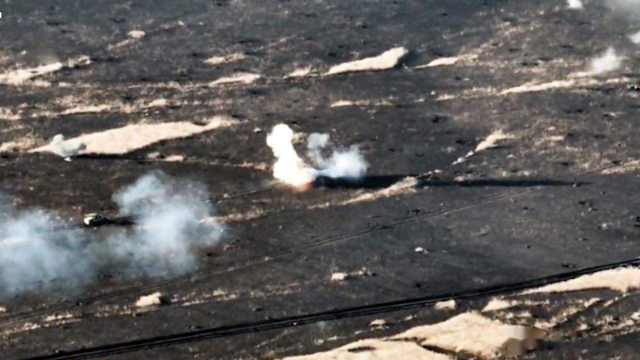 俄罗斯在阿夫迪夫卡已经遭遇重大失败，可是俄军依然在玩命冲锋，即使前车在眼前被毁、
