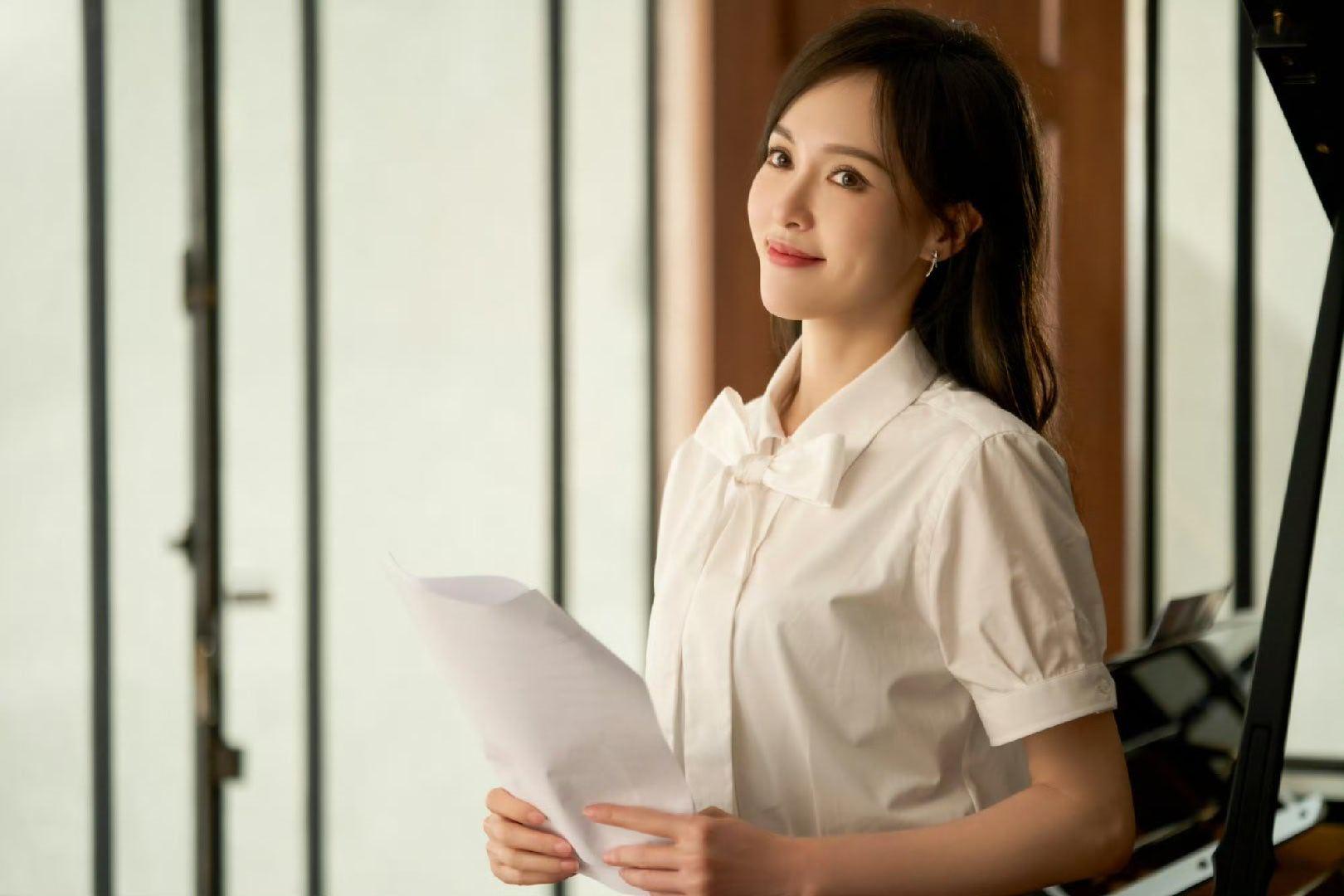 唐嫣      Day20：对糖2026年的祝福2026年糖姐也要继续闪耀~  