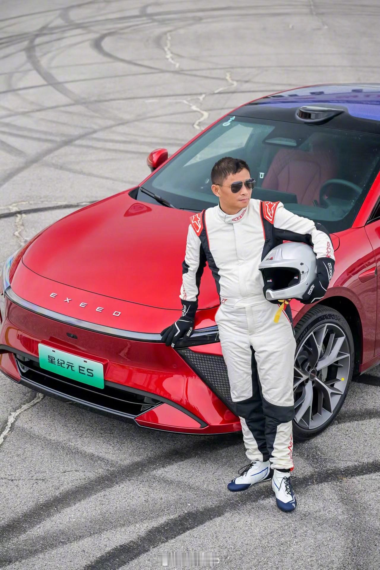 #不下赛道怎么造好车# 一款车除了看得见的冰箱彩电沙发，很多东西是需要开起来才能