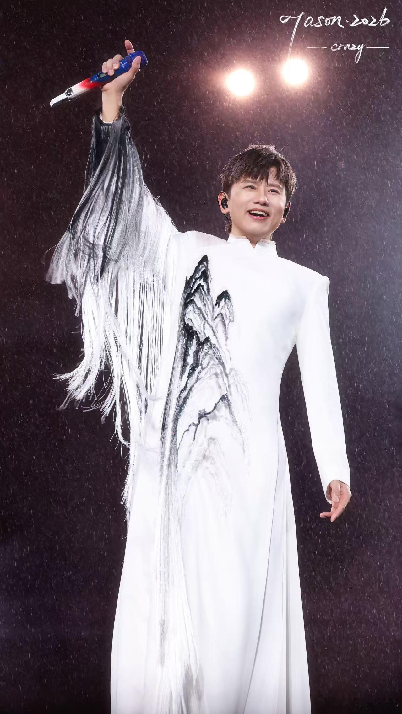 张杰新巡演主题曲破局者张杰 破局者首唱 杭州现场解锁重磅惊喜！原创作品《破局者》