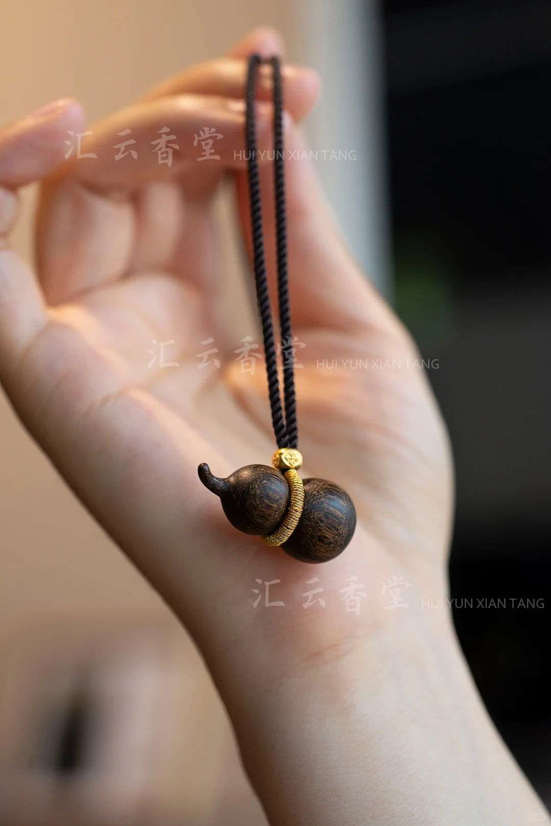 王嘉尔V金葫芦银葫芦不如我的沉香葫芦？❤️❤️