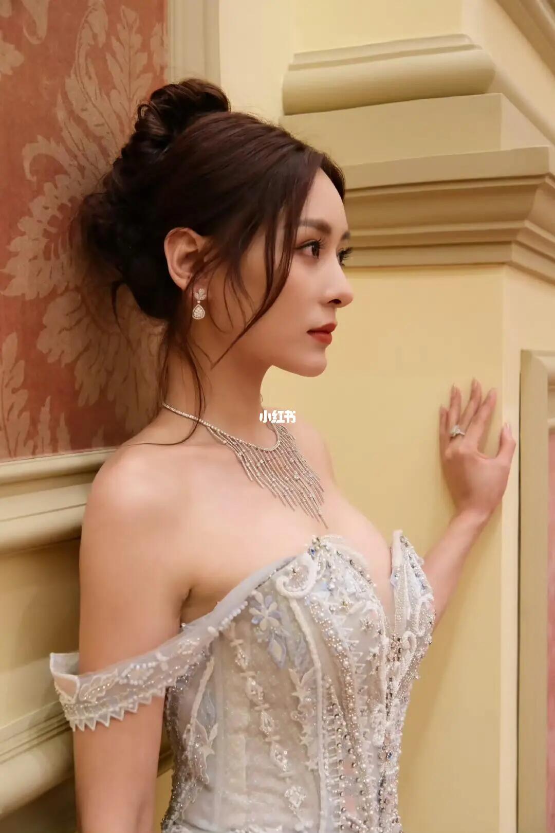 何佩瑜｜今日份美女
