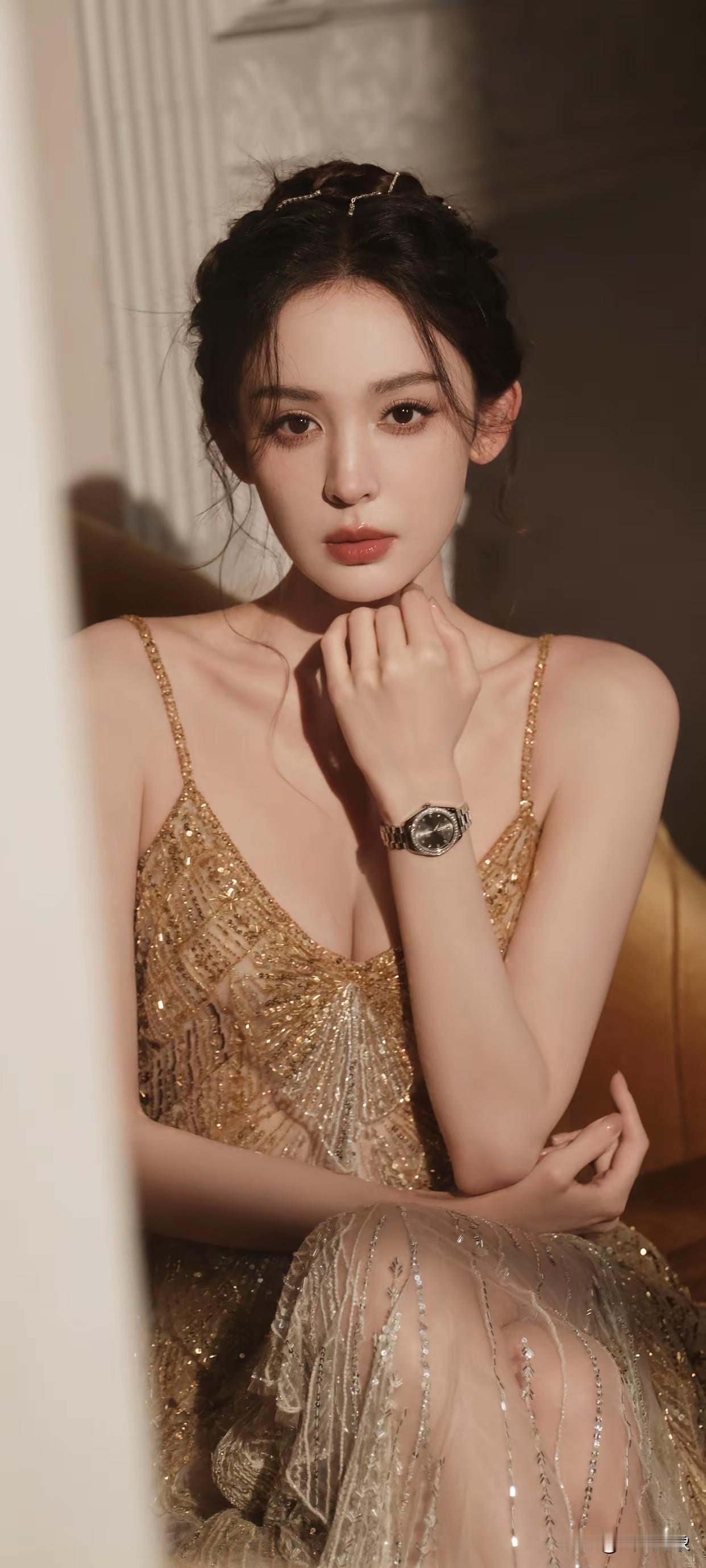 早安，古力娜扎！
我们这儿下雨了，你那里还是晴天吗？
情诗接龙：…………

你会
