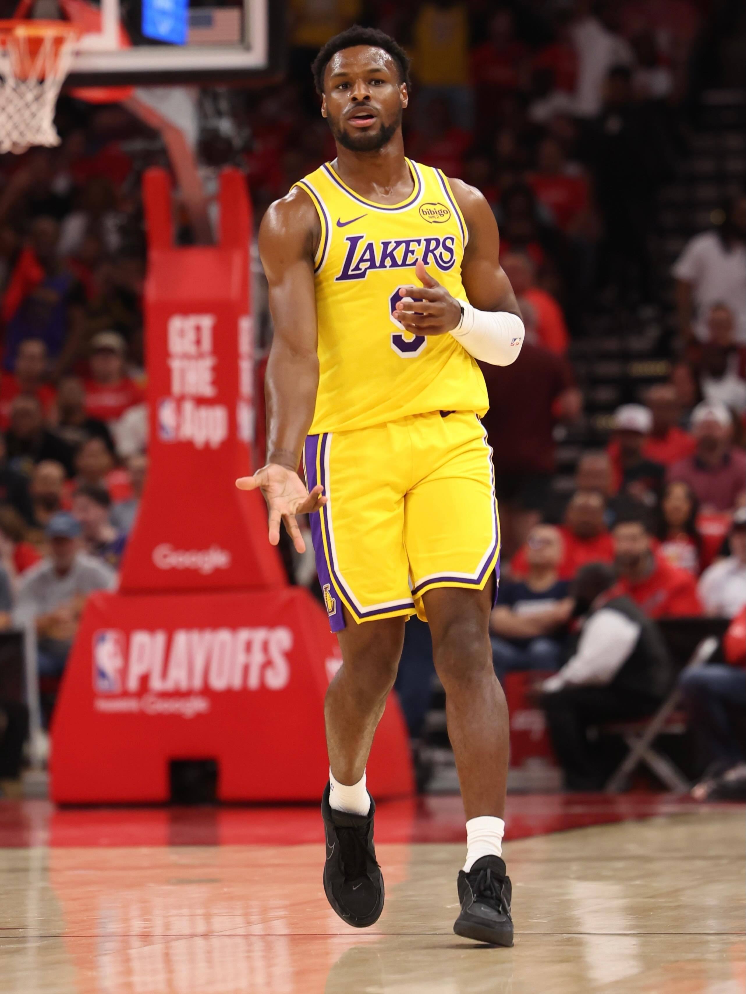 布朗尼今日晒照，这是他近一年内发布的第二条动态。NBA