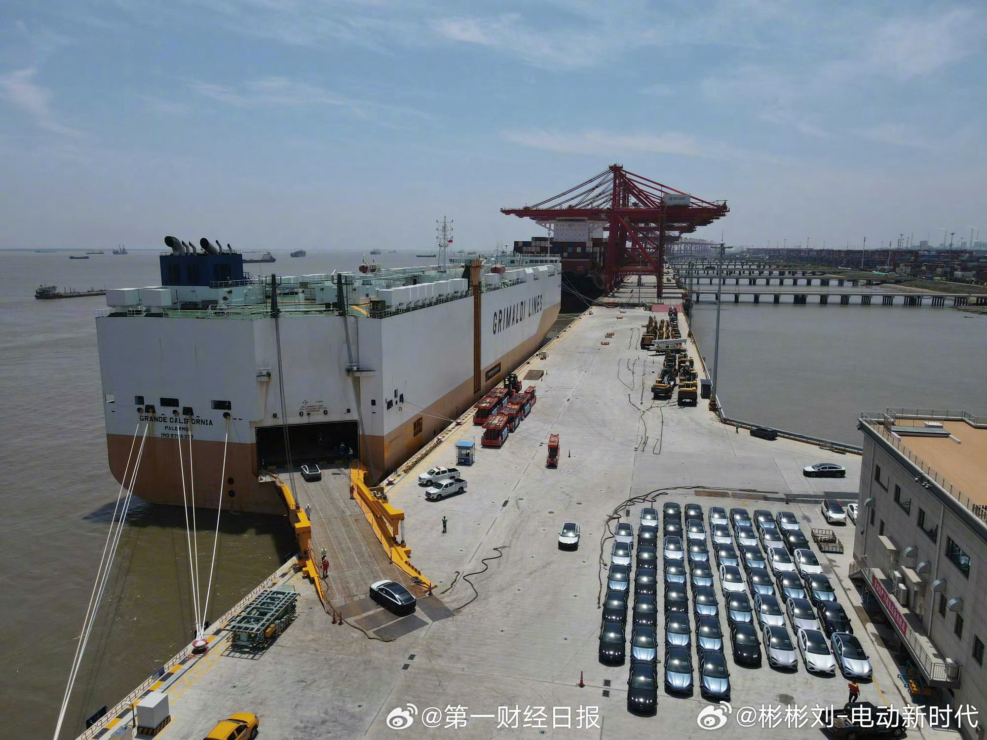 中国车包围俄罗斯市场俄罗斯车市最新数据有点震撼。Autostat统计，7月新车销