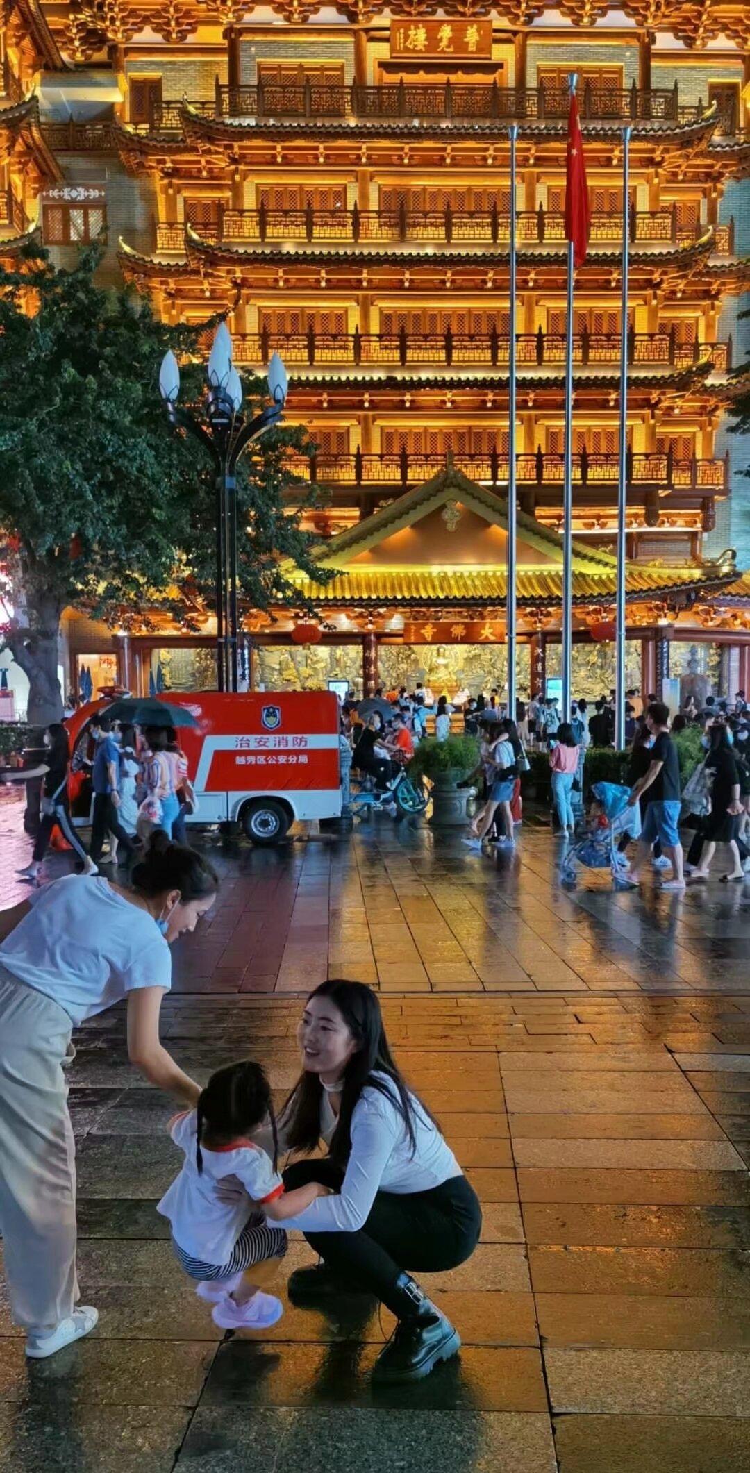 过去无法挽回，未来可以改变，心态放好了每天都是幸运的
