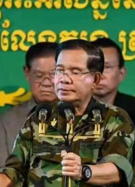 打死没想到，昨晚一位在柬埔寨工作多年的老外交官喝多了说：泰国这次暴打柬埔寨，全因