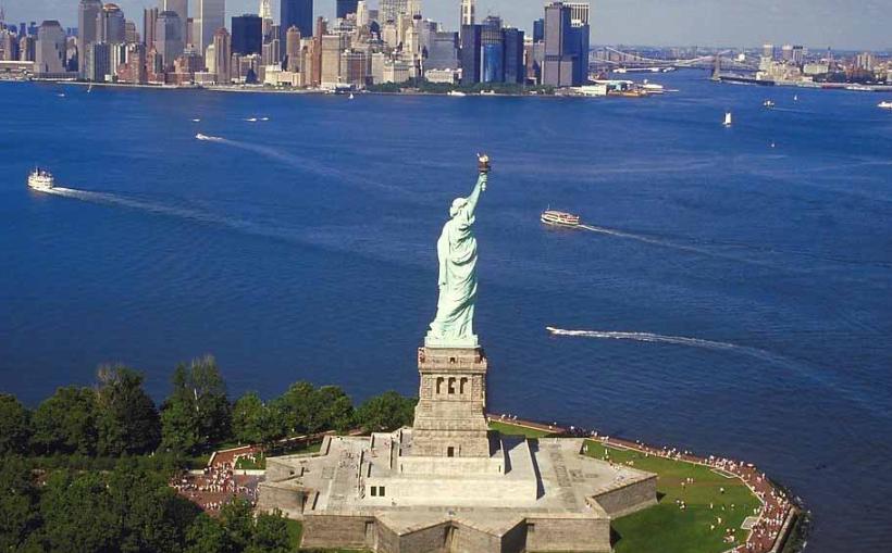 普京对世界国家就美国最近的行为做出警告，不要把这次美国把马杜罗抓走的事情不当回事