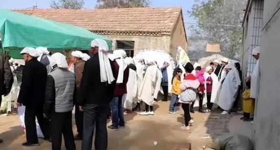 告诉大家一个重要消息，2026年3月30号起，全国要实行新的殡葬制度了。

你有