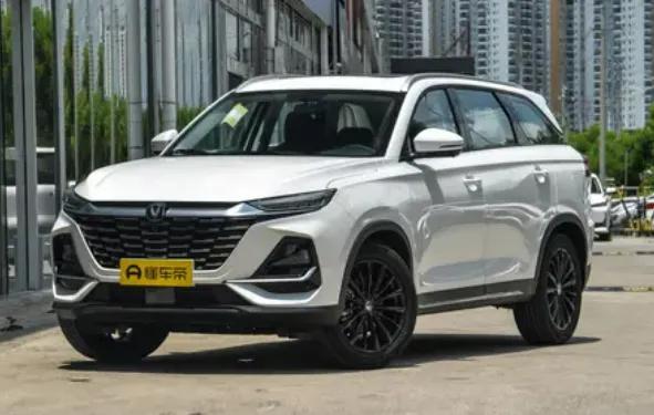 长安这波是把 SUV 市场的底裤都卷掉了！CS75 PRO 刚上市就扔出王炸 —