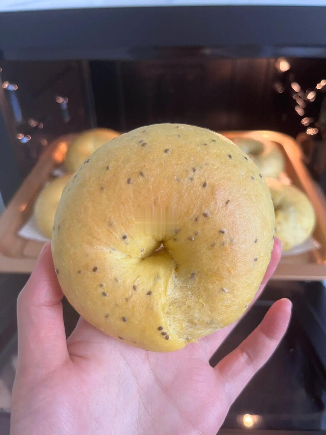 南瓜奇亚籽贝果🥯