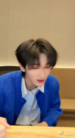 余宇涵元宵直播余宇涵复工精神状态 余宇涵元宵直播就是一场视觉盛宴，复工后的他颜值