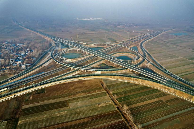 【兰太高速通车！郑州与兰考间的高速公路网再加密】1月7日，从河南高速获悉：近日，