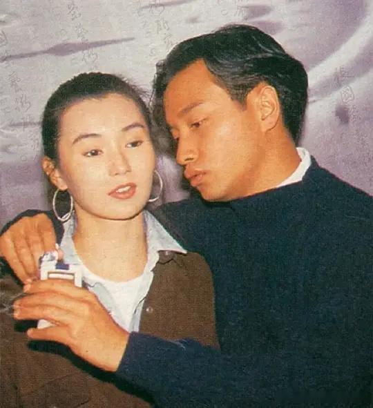 1990年12月，张国荣、张曼玉、张学友一起出席《阿飞正传》宣传活动。 ​​​