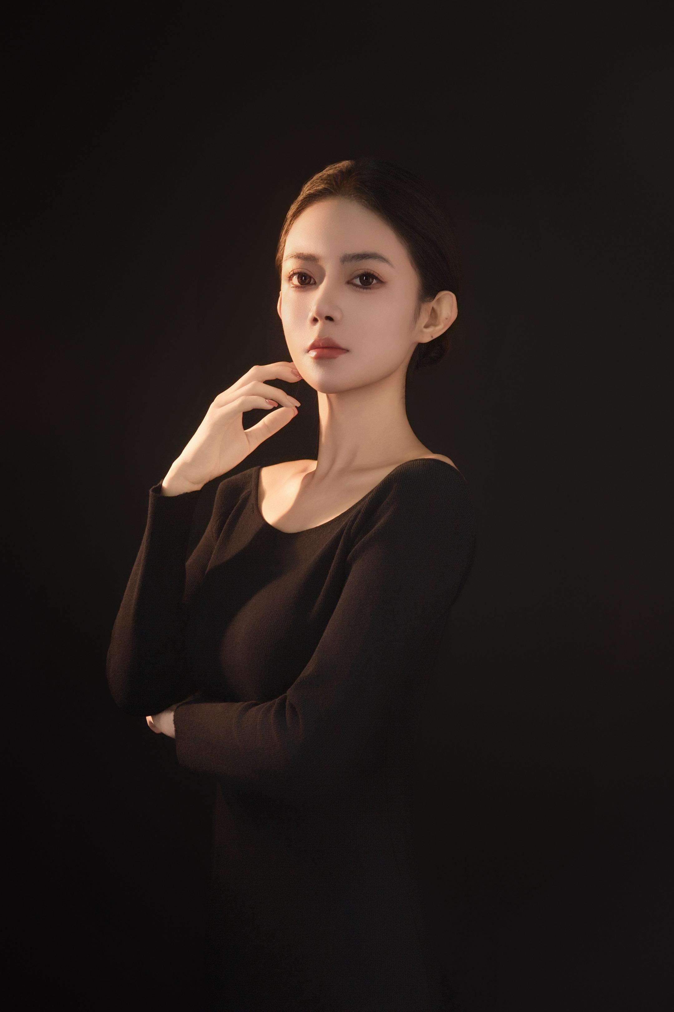 今天的我 正是我多年前祈求的模样 是我年少时梦寐以求的美好